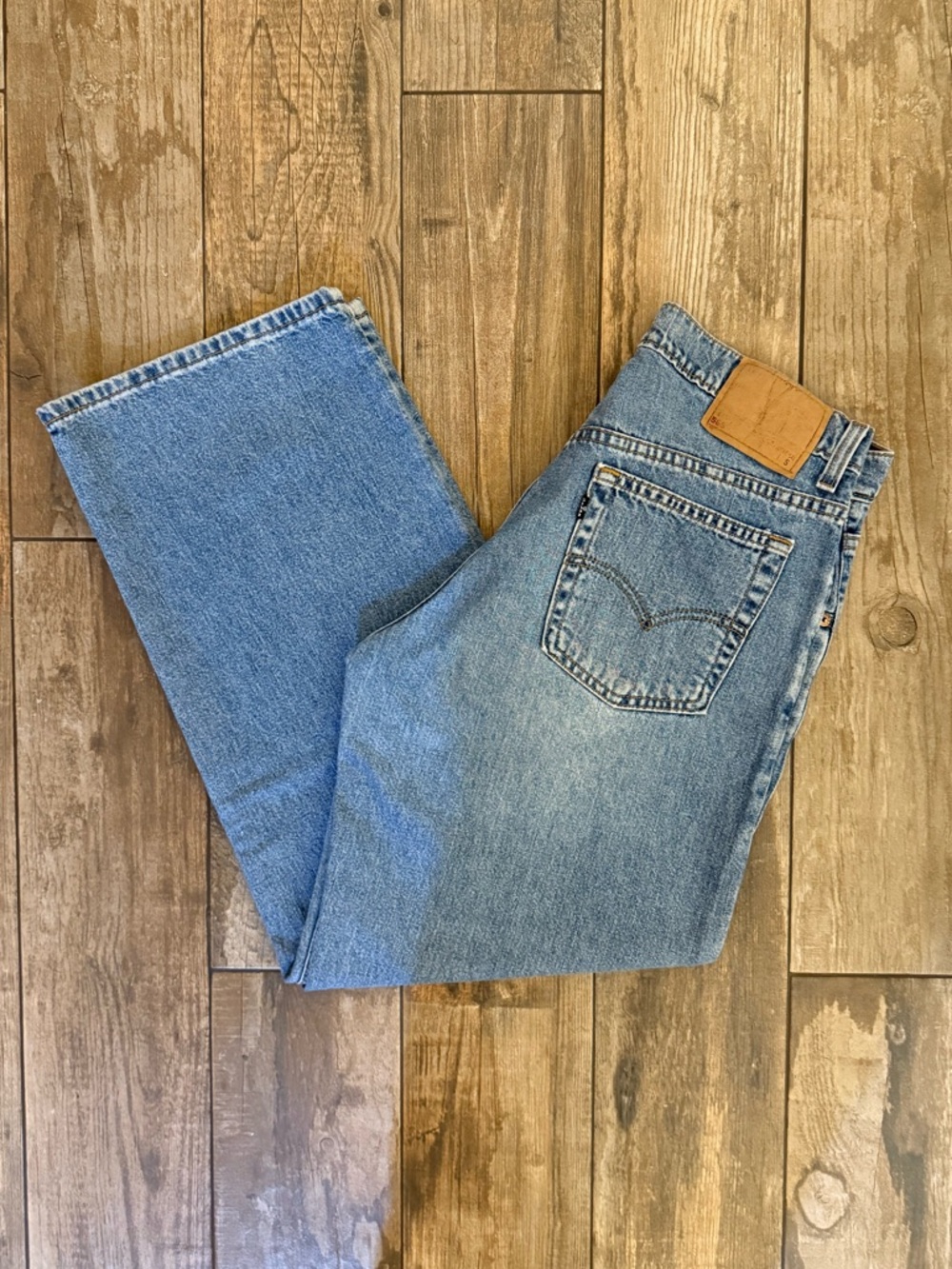 Vintage Levis 565 Low Rise Wide Leg Short 11 Juniors